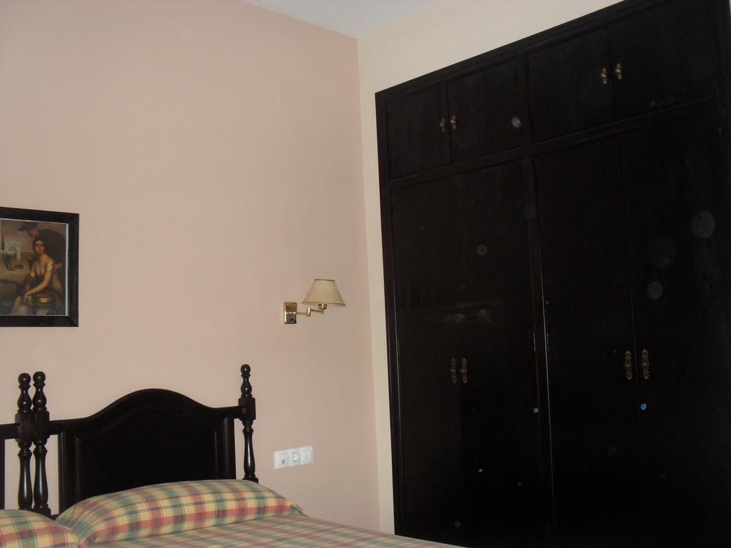 Hostal San Luis Almodóvar del Río Zimmer foto
